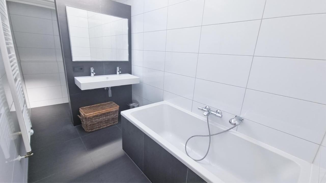 Ose33 Spacious 'zee' In The Centre Of Appartement *